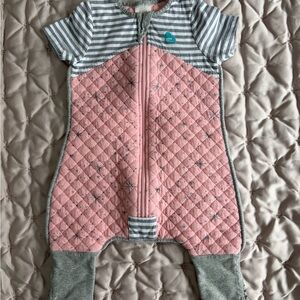 Love to Dream short sleeve sleep suit